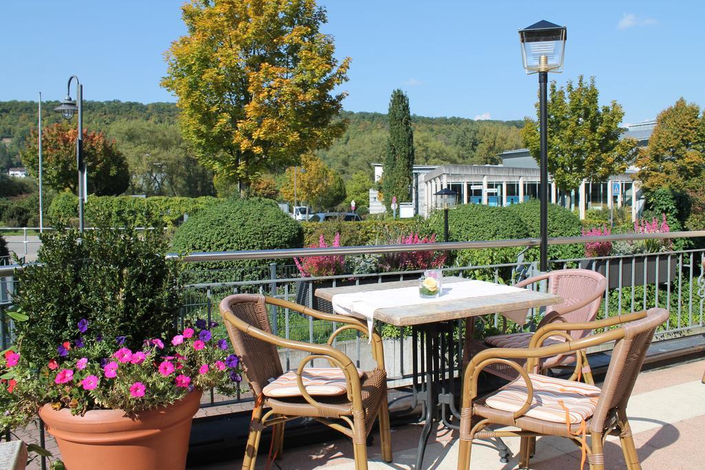 Hotel Krone Niefern-Öschelbronn Dış mekan fotoğraf